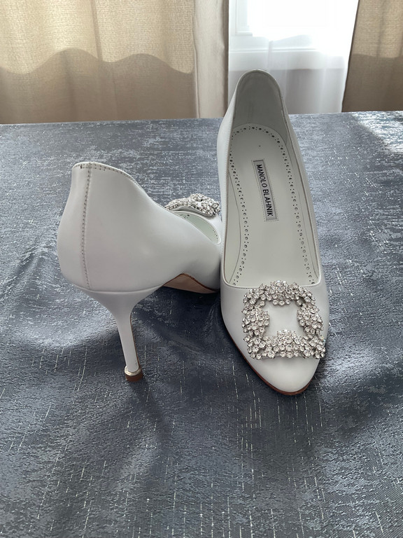 Manolo Blahnik Leather - Image 3